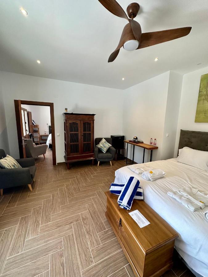 El Amparo Bed & Breakfast อัลลามา เด กรานาดา ภายนอก รูปภาพ